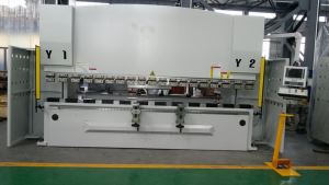 ESA 540 CNC 4-akselinen paina jarrut 160T4000