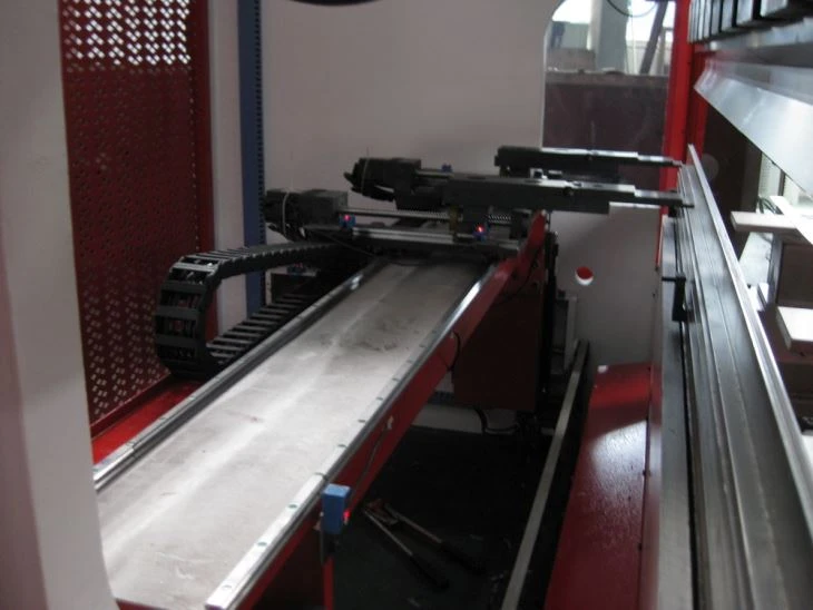 X1 X2 Z1 Z2 R X 6 axis cnc controlled pressbrake back gauge Yawei china suppliers
