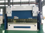 AHYW Yawei 160T3m CNC -puristusjarru 4 -akselinen