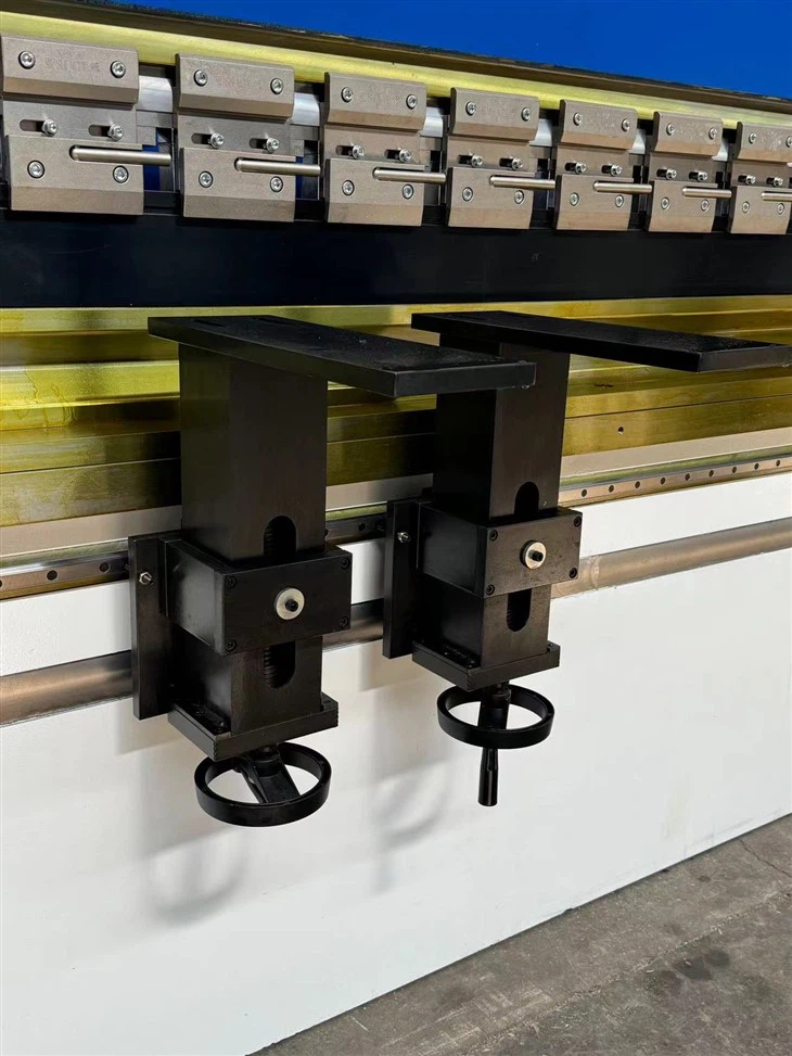 AHYW Yawei 4m cnc press brake front support metal bending applications